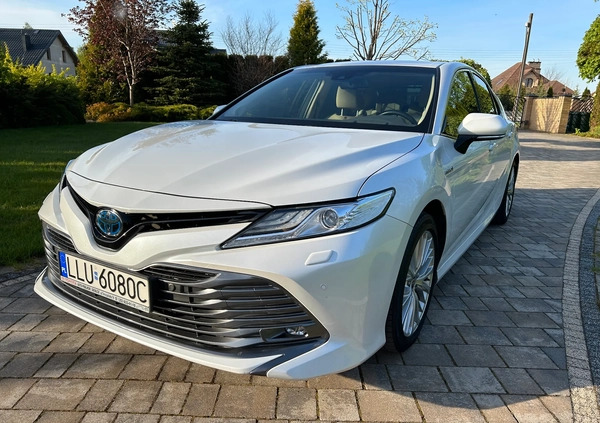 Toyota Camry cena 138000 przebieg: 91320, rok produkcji 2020 z Łuków małe 529